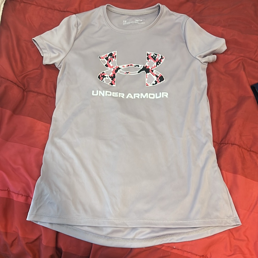 Lilac under armour girls you medium shirt